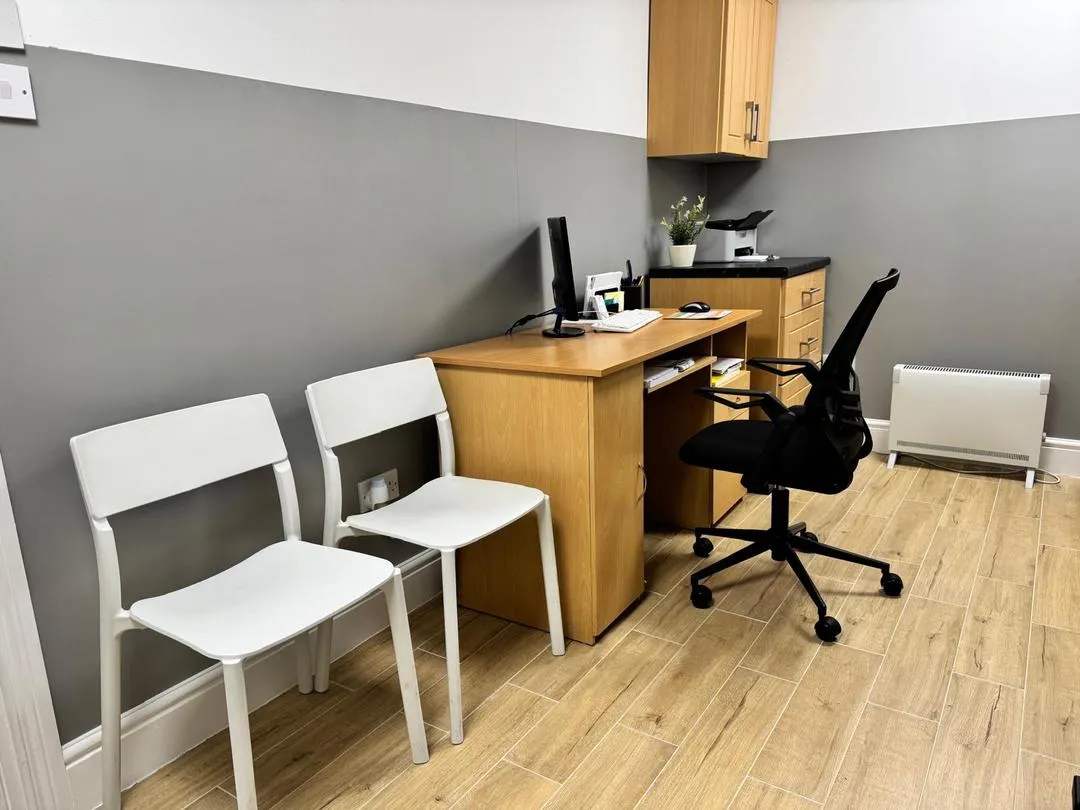 A treatment room at Ashtown Medical Centre (3/3)